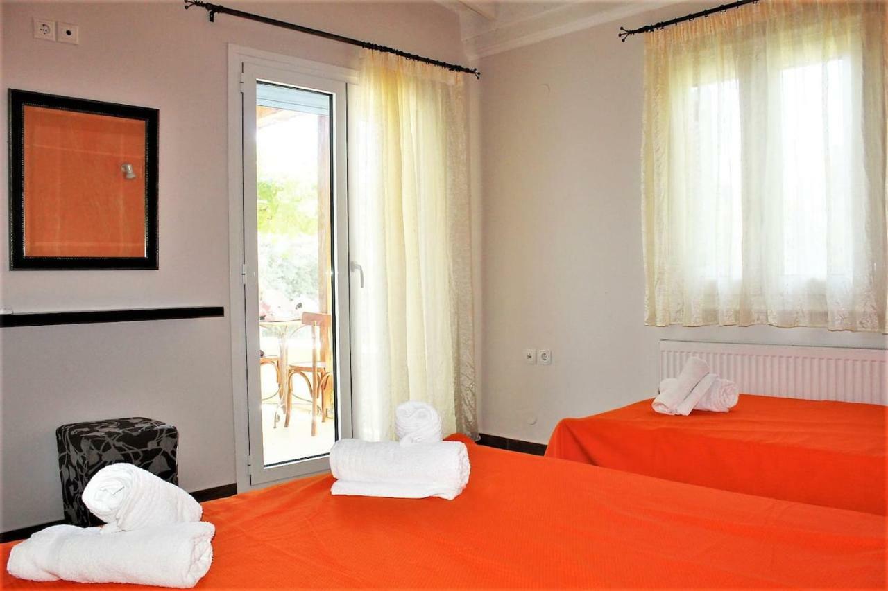 Villa Mariannas House Nikiana Exterior foto