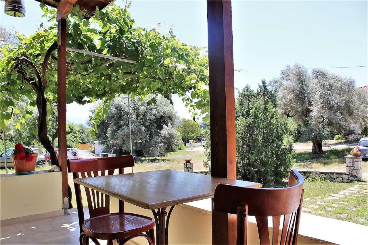Villa Mariannas House Nikiana Exterior foto
